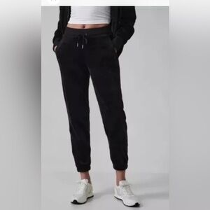 EUC Athleta Double Cozy Karma Joggers